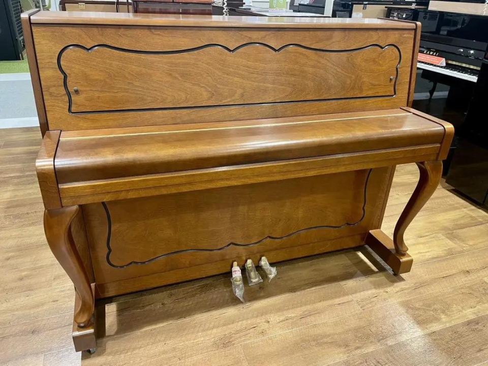 Hình ảnh chi tiết Kawai C113N góc chụp 2